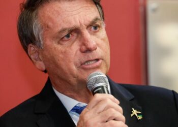 Bolsonaro recebeu R$ 17,2 milhões via Pix neste ano, mostra relatório do Coaf