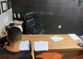 Advogado acusado de falsidade ideológica é alvo de operação da PF e MPF em Irecê