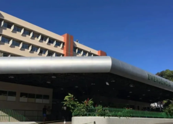 Criança que ingeriu soda cáustica é transferida de hospital após regulação