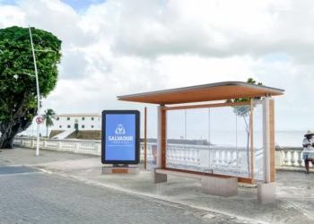 Arquiteto Adriano Mascarenhas assina desenho do novo mobiliário urbano de Salvador