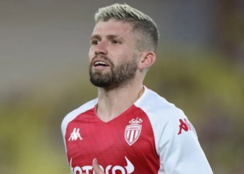 Jogador da Seleção Brasileira sofre séria lesão e é cortado