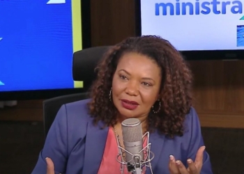 Ministra promete ajudar na reforma do TCA, mas diz que obra é de “responsabilidade direta” do governo baiano