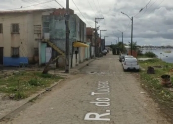 Homem mata esposa e tenta matar filho a facadas em Massaranduba