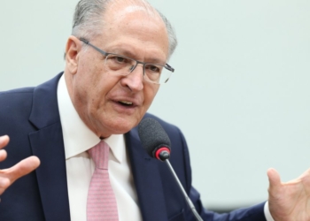 Meta fiscal de 2024 está em discussão e não foi definida, diz Alckmin