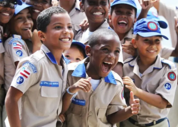 Mais de 10 mil concorrem às 95 vagas da creche da PM na Bahia