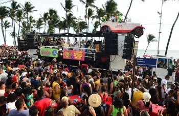 CNC estima que carnaval vai movimentar R$ 9 bilhões no Brasil