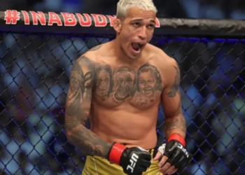 Charles do Bronx tem data e oponente definidos no UFC 300