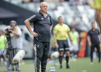 Em Minas Gerais, Felipão critica torcida única no clássico Atlético-MG x Cruzeiro: “Acho ridículo”