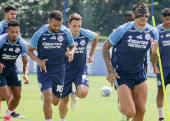 Com Cuesta de volta, Bahia treina de olho na Copa do Brasil