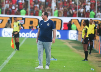 Rogério Ceni tem retrospecto positivo quando disputa finais; confira