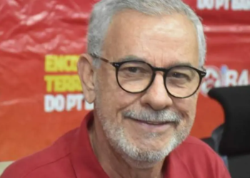 TRE suspende propaganda do PT na Bahia por promoção pessoal de pré-candidato