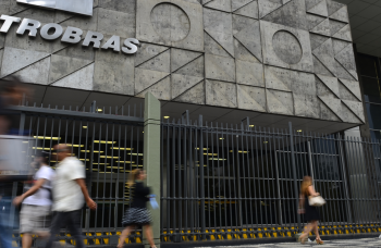 Conselho da Petrobras aprova saída de Prates, de diretor e de gerente da estatal