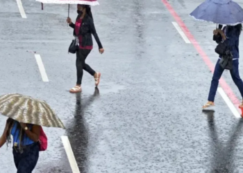 Salvador tem madrugada chuvosa e dia será de mais chuva