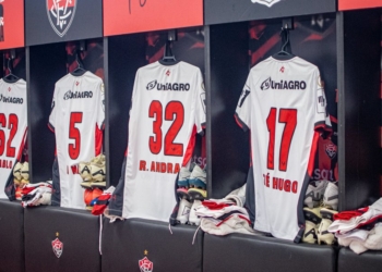 Fluminense x Vitória: Onde assistir, escalações e arbitragem