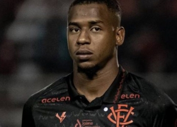 Dudu retorna ao Vitória após lesão; saiba detalhes