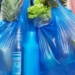 Mercados não podem mais cobrar por sacolas plásticas aos clientes
