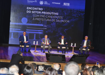 Pré-candidatos de Salvador apresentam propostas ao setor produtivo