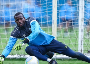 Ex-Vitória é suspeito de agressão após Gre-Nal