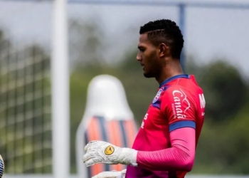 Bahia não renovará contrato com o goleiro Adriel