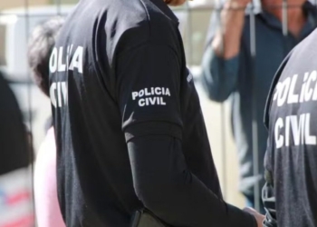 Mulher é feita refém e ameaçada por suposta dívida de R$ 200