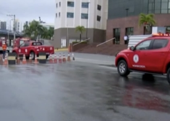 Suposto vazamento de gás paralisa parte da Av. ACM