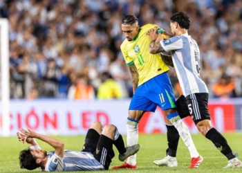 Brasil leva vexame da Argentina, é goleado, e Raphinha não cumpre promessa.