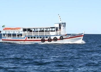 Idoso morre após passar mal em lancha da travessia Mar Grande-Salvador