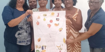 Programa de alfabetização conclui etapa com entrega de certificados em Salvador