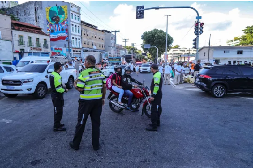 avagem do Bonfim terá interdições, barreiras e alterações no fluxo de veículos na Cidade Baixa e no bairro do Bonfim durante a realização do cortejo religioso