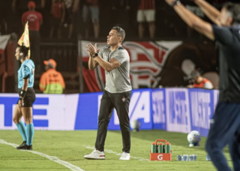 Jair comemora vitória diante do Remo e valoriza força do grupo: “nosso banco foi fundamental”