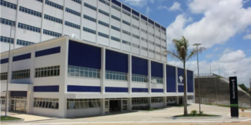 Servidor baiano da Receita Federal em Salvador terá de usar tornozeleira eletrônica e está proibido de sair da cidade