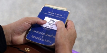 Salvador inicia 2026 com liderança na geração de empregos no Nordeste e alcança marca histórica de 700 mil postos formais