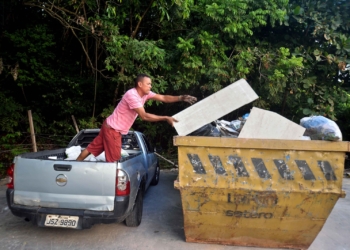 Descarte irregular de entulho causa transtornos na cidade e pode gerar multa; veja como fazer o procedimento correto em Salvador