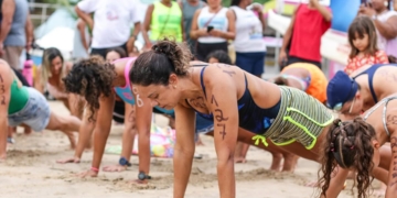 Em sua 3ª edição, Mar & Elas deve reunir mais de 150 mulheres na Praia da Preguiça neste domingo (26)