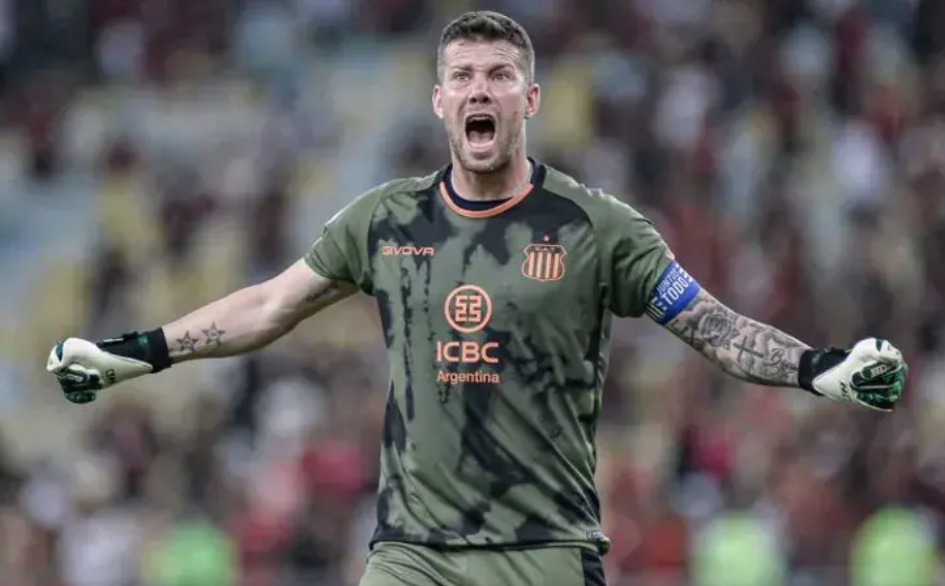 Bahia prepara investimento de até R$ 5 milhões para contratar goleiro argentino